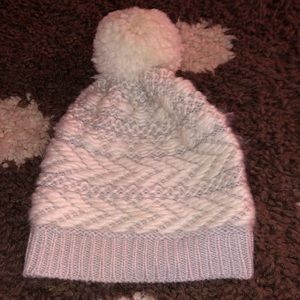Adorable club monaco hat